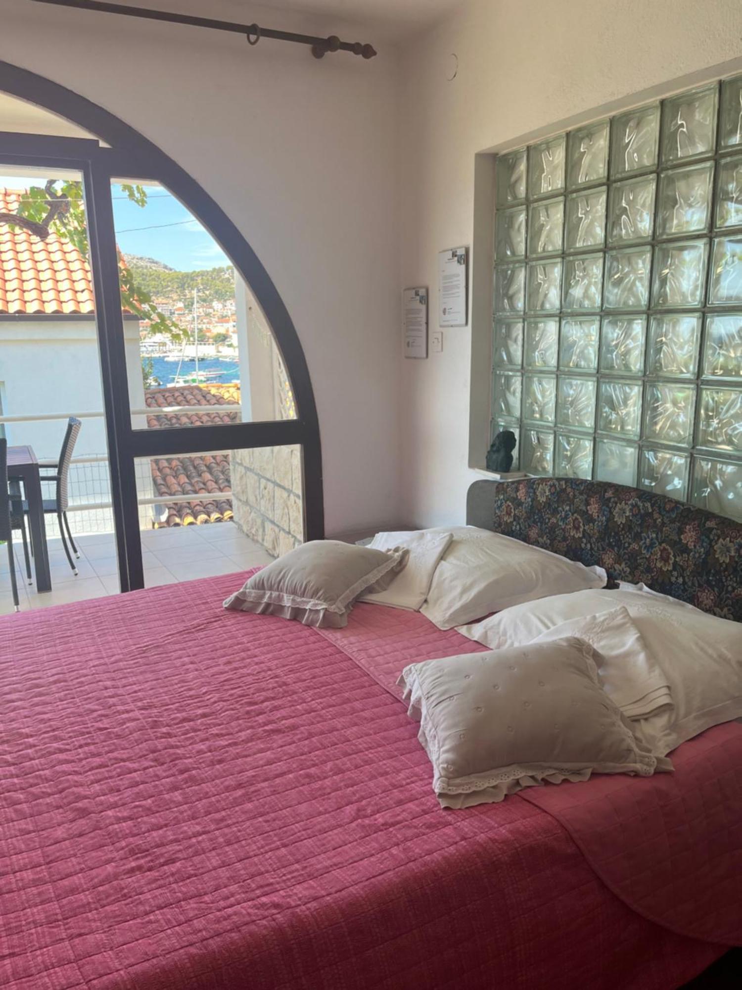 Apartments Bicanic Hvar Town Extérieur photo